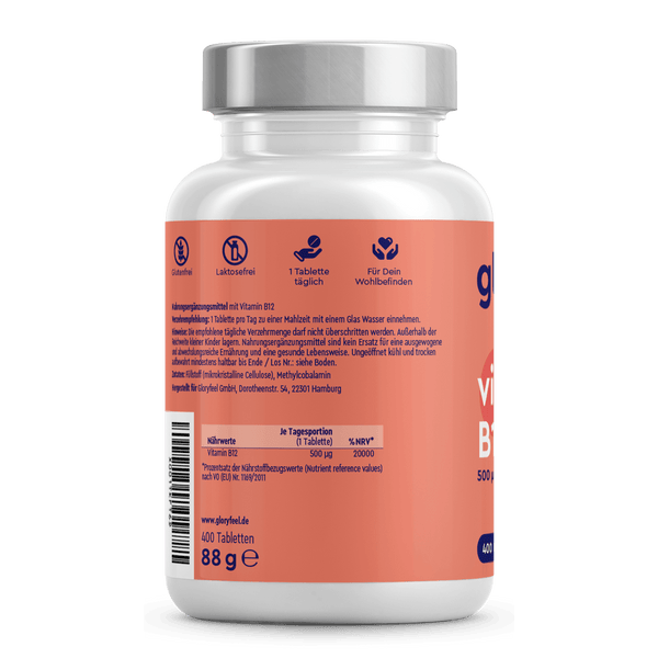 Eine weiße Flasche mit rotem Etikett trägt den deutschen Text „Premium-Qualität Nahrungsergänzungsmittel“ und präsentiert das Produkt „Vitamin B12 Methylcobalamin Tabletten“ der Gloryfeel GmbH mit Symbolen, Nährwertangaben und Angaben zu den Inhaltsstoffen.