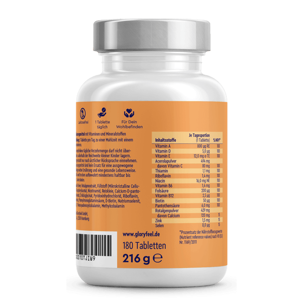 Ein deutsches Vitaminpräparat der gloryfeel GmbH, die Multivitamintabletten vegan, wird in einer weißen Flasche mit orangefarbenem Etikett mit Marken- und Nährwertangaben geliefert. Es enthält 180 natürliche Vitamintabletten (216 g) und ist für die vegane Ernährung geeignet.