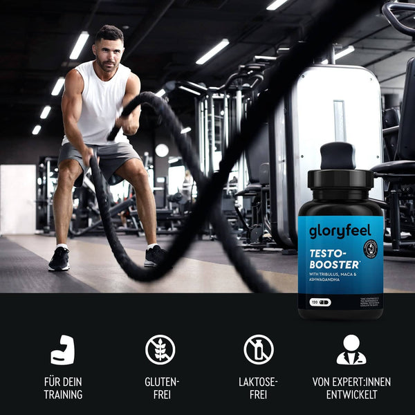 Ein Mann trainiert mit Battle Ropes in einem Fitnessstudio; im Vordergrund steht eine Flasche gloryfeel Testo Booster Kapseln, mit Icons für Training, glutenfrei, laktosefrei und expert developed benefits.